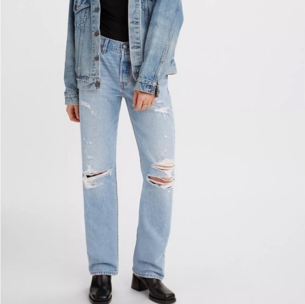 Levi's Premium 501 90s Jeans Straight Leg Distressed Light Blue Size 30 X 30